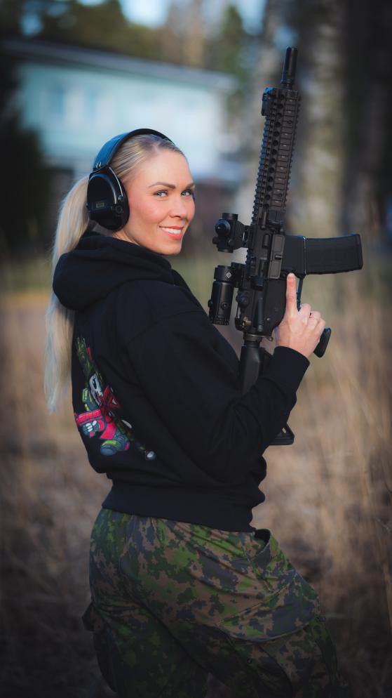 Tactical Kitty Collab Huppari